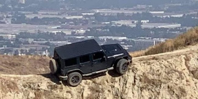  : Jeep Wrangler    