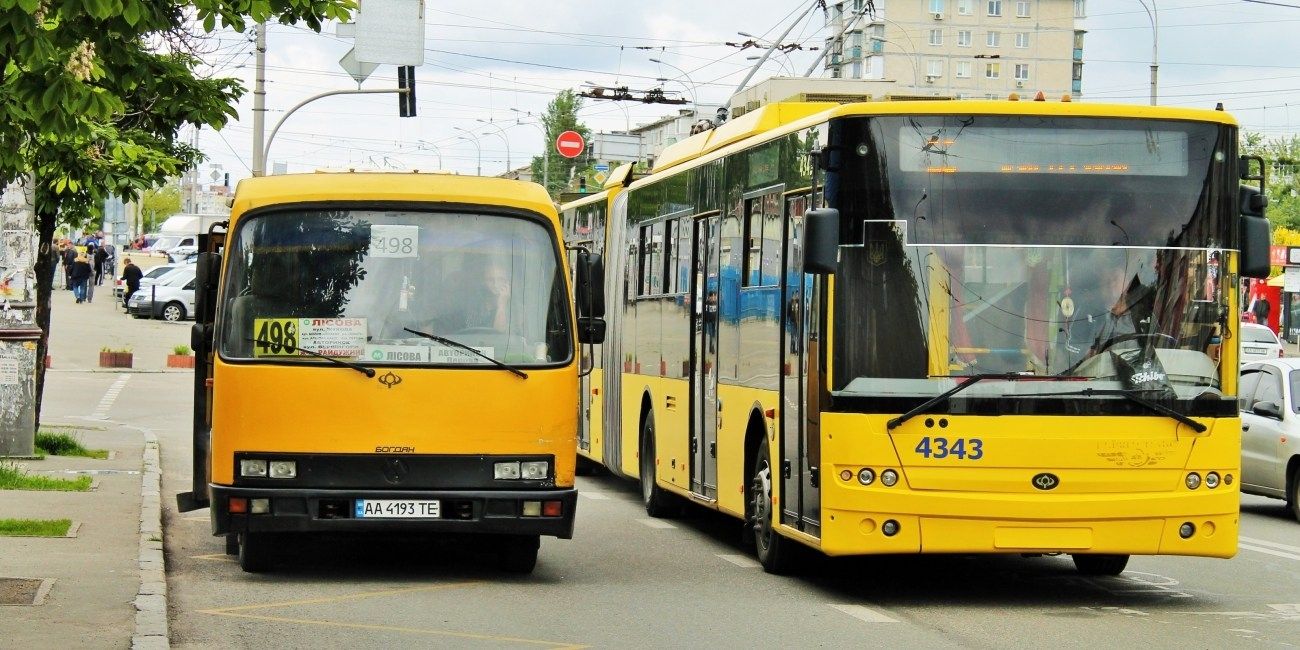 Общественный транспорт или автомобиль