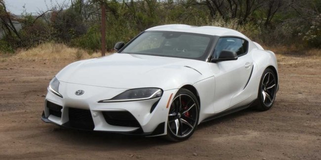  Toyota Supra  BMW Z4   