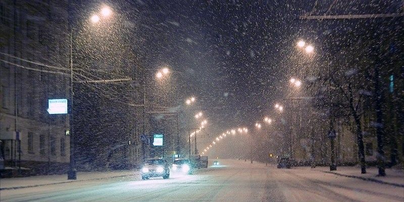 Движение автомобиля в тумане