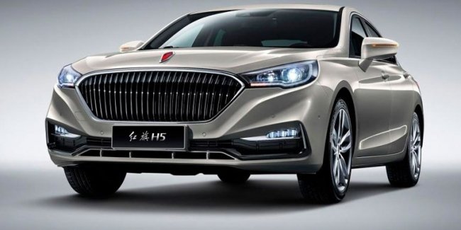 В Китае сразу две модели стали «Автомобилем года»