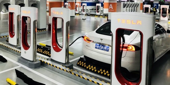 Super Supercharger:     Tesla