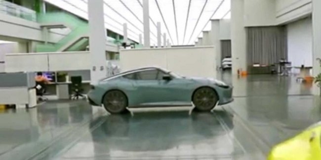 Nissan случайно показал загадочный спорткар Z-серии