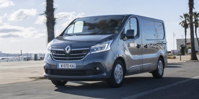  Renault Trafic:   