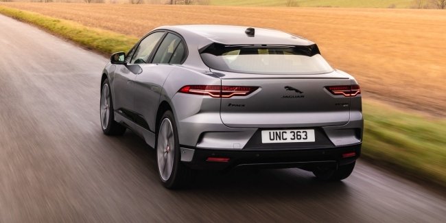 Обновленный Jaguar I-Pace: быстрая зарядка и продвинутая мультимедиа