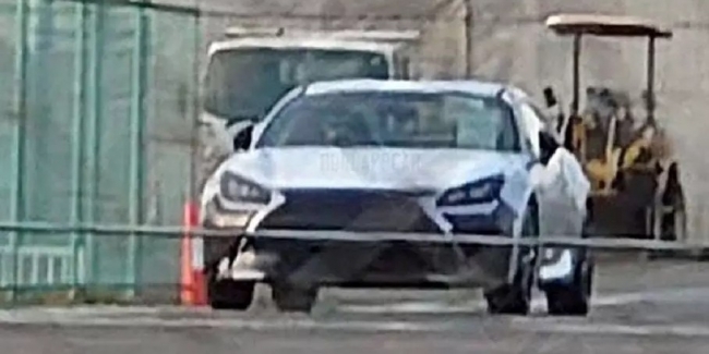      Lexus