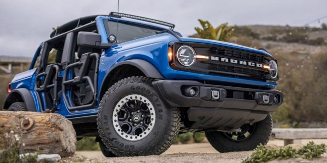   Ford Bronco  