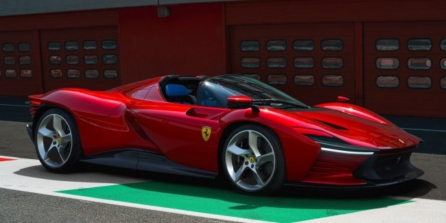   :    Ferrari
