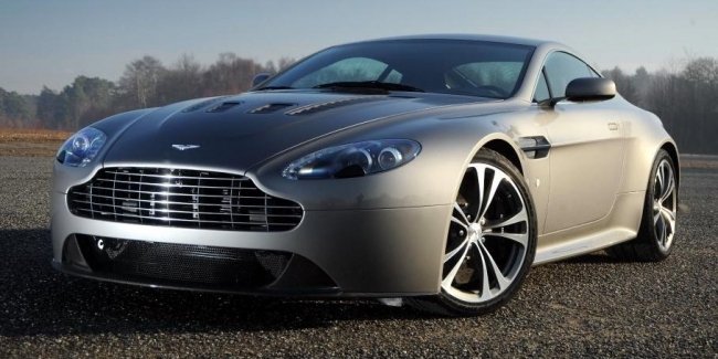 Aston Martin    V12