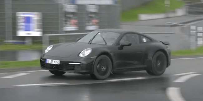 Porsche 911       