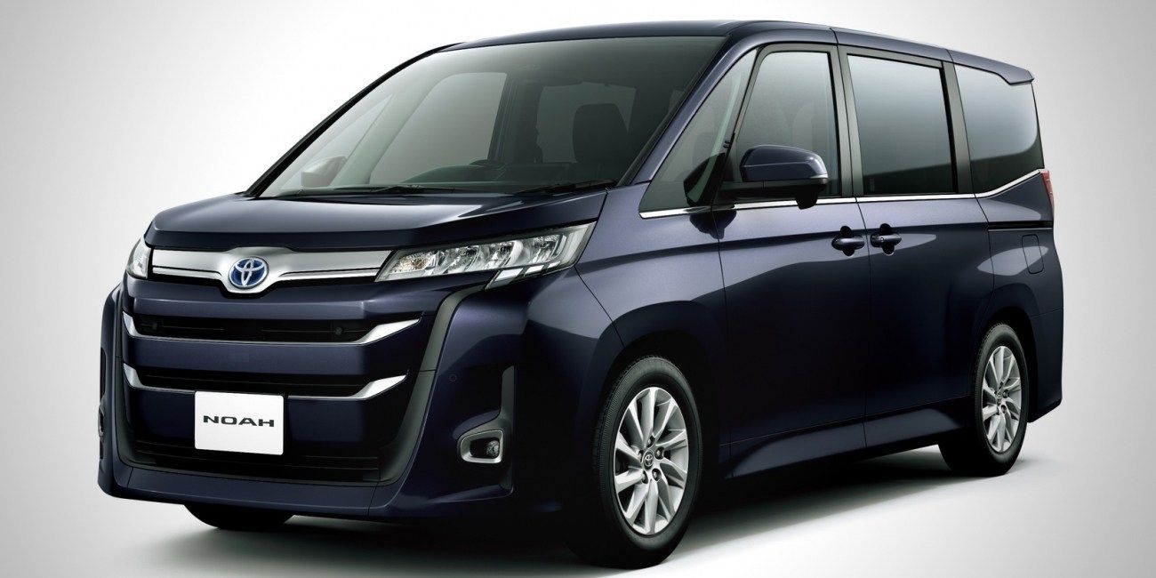 Минивэн ноах. Тойота Ноах 2022. Toyota Voxy 2022. Тойота Вокси гибрид. Toyota Noah 2020.