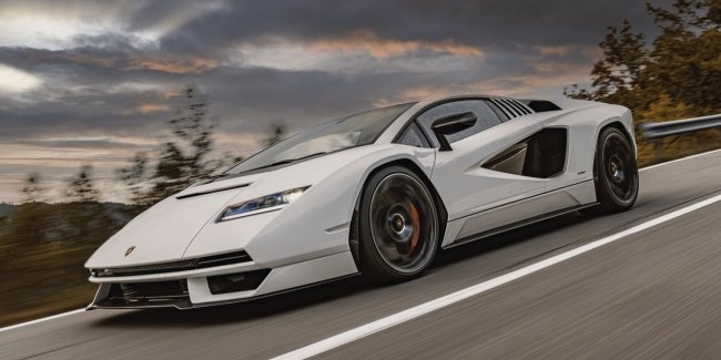   Lamborghini Countach 2022     ()