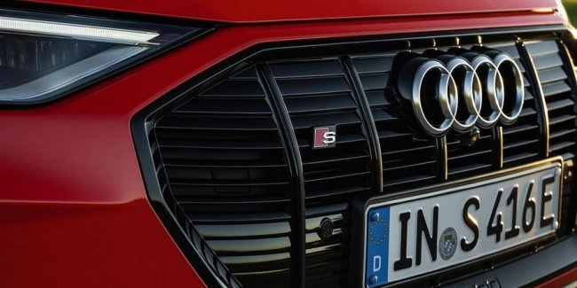    Audi RSQ6 e-tron