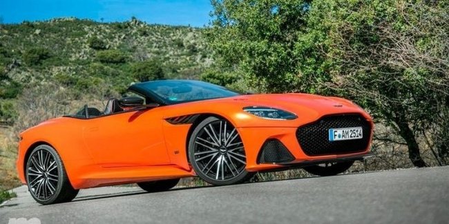 Aston Martin:  V12  