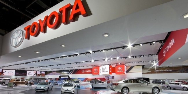 Toyota останавливает российское производство и поставку автомобилей в Россию