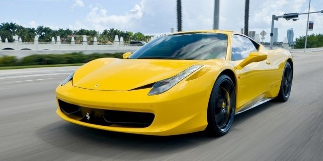 На тисячах Ferrari виявили проблеми з гальмами