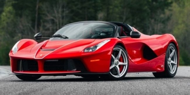  Ferrari    5 