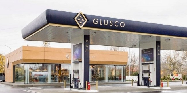  Glusco   ,     