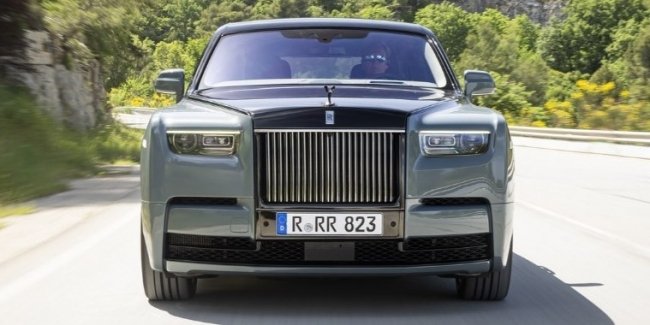 Rolls-Royce    Phantom Series II