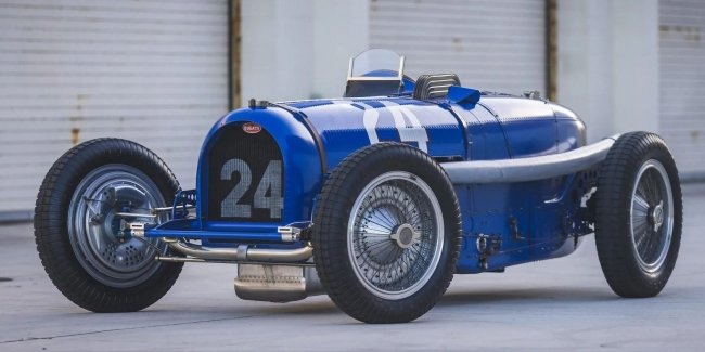  87-  Bugatti    