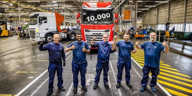 ����������� ������ �������� DAF ������� 10 000 ���������