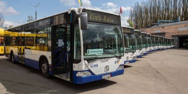 Київ виводить на маршрути подаровані Європою автобуси