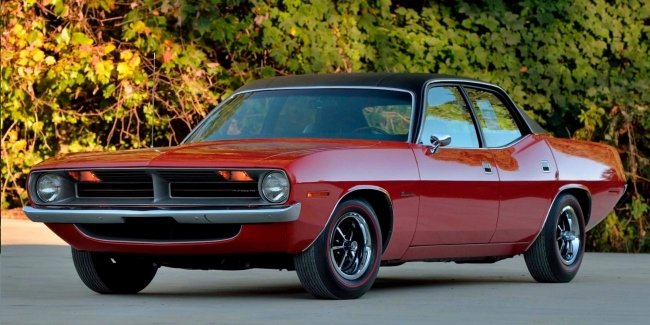  Plymouth Barracuda      