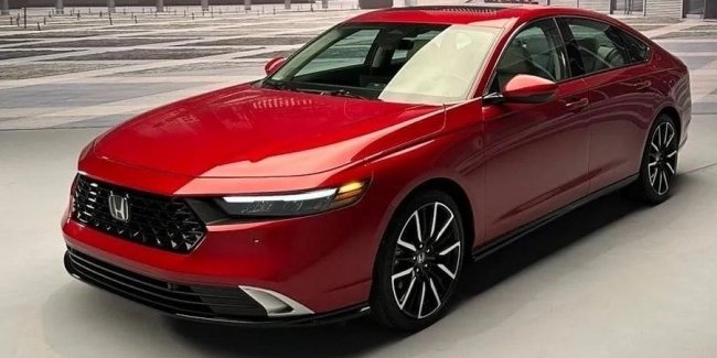 Новий седан Honda Accord показали на «живих» знімках