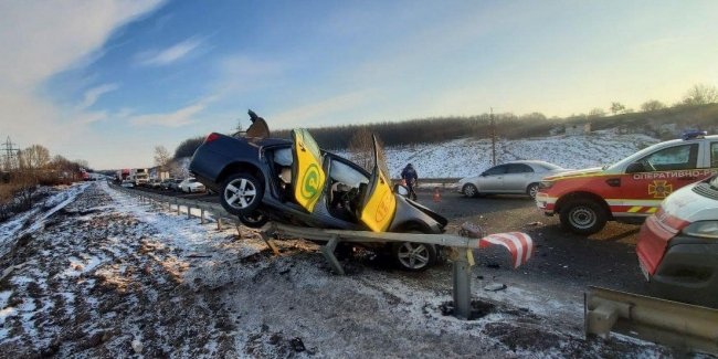 Стало відомо, скільки людей гине в Україні в ДТП