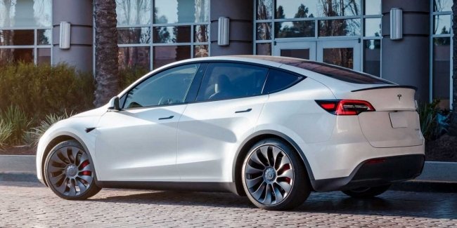 Tesla     Model Y