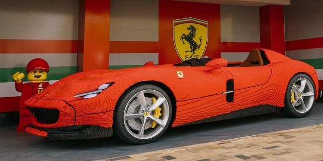 Ferrari Monza SP1       Lego