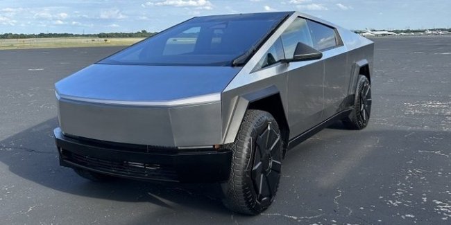      Tesla Cybertruck