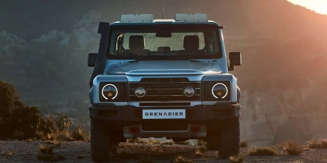       Land Rover Defender