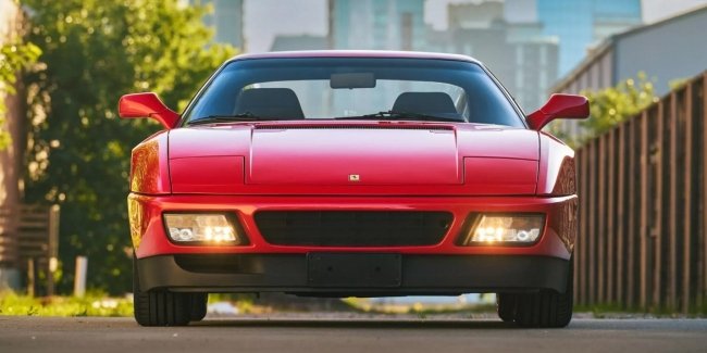  30-  Ferrari   570 