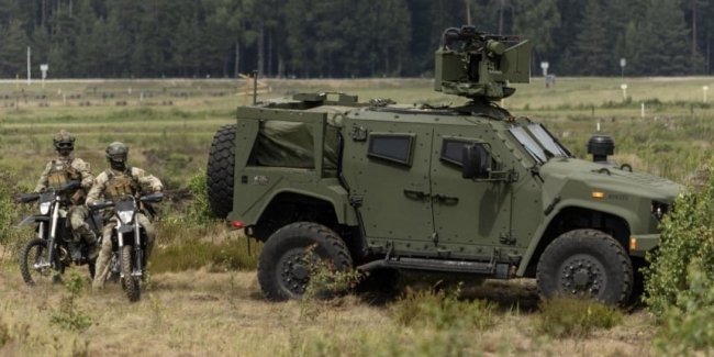     200  JLTV