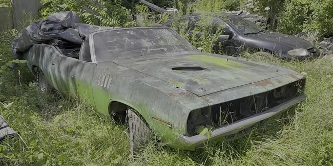       Plymouth Barracuda