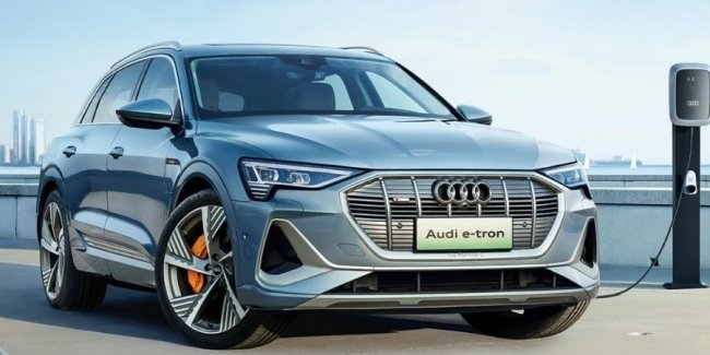 Audi e-tron     
