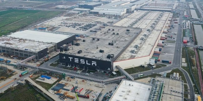 Tesla Shanghai Giga Factory  2- 