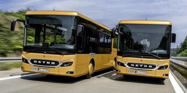Daimler Buses  - 