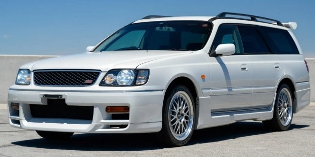Nissan Stagea 260RS Autech ���� � ������� �� 54 000 ������
