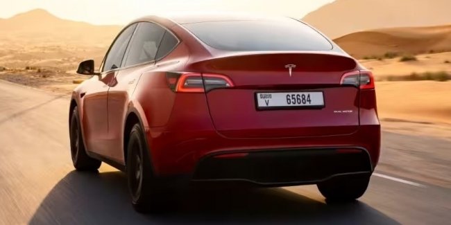   Tesla Model Y    