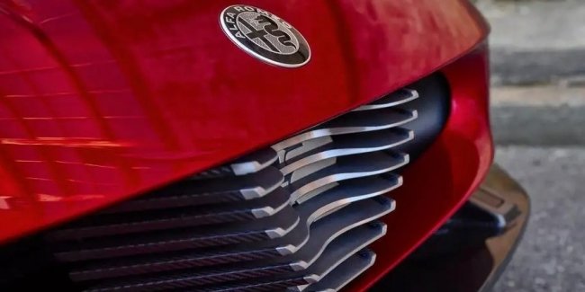 Alfa Romeo   -