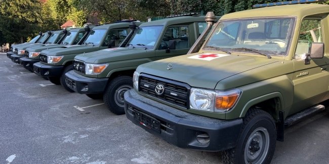 Toyota Land Cruiser 70    