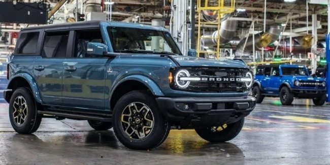 Ford Bronco     