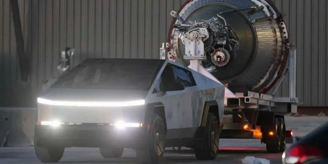  ,   Tesla Cybertruck    SpaceX