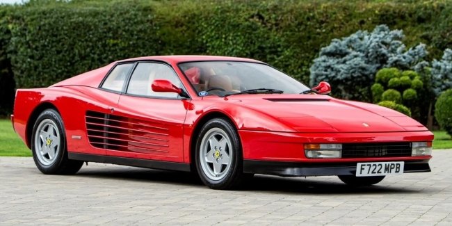 На продаж виставили культовий суперкар Ferrari чемпіона «Формули-1»