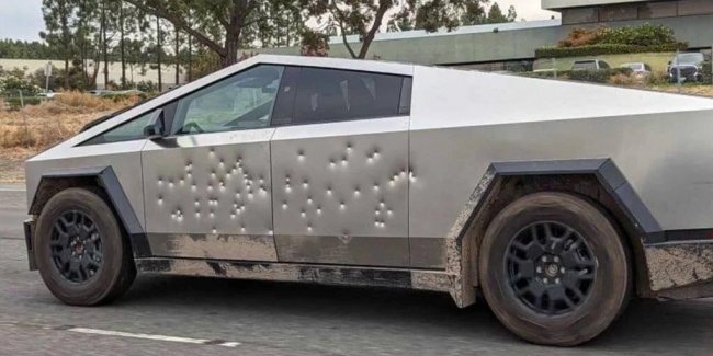 Tesla Cybertruck   - 