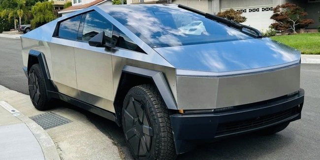 Tesla    Cybertruck,   