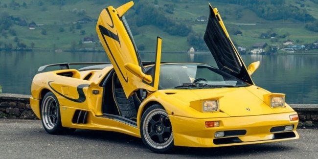   Lamborghini Diablo SV   