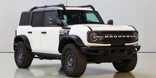    Ford Bronco   